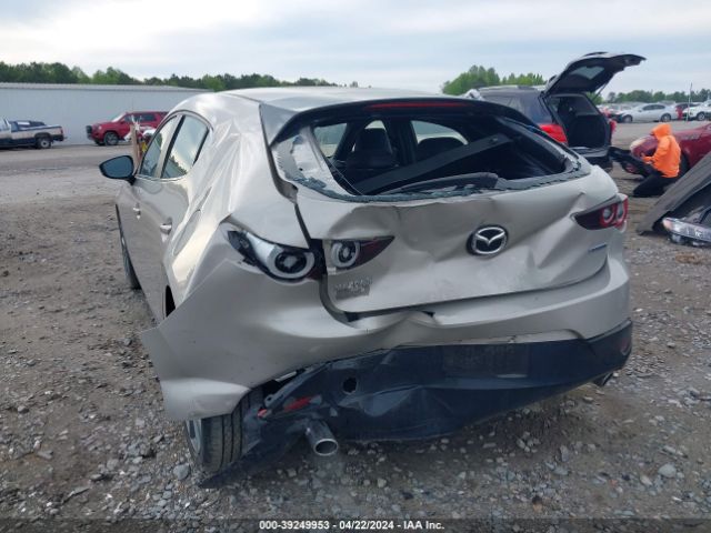 JM1BPAKL0N1504079 Mazda Mazda3 Select