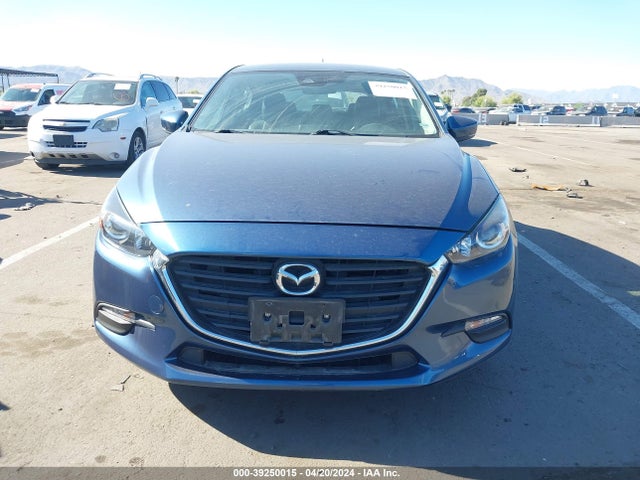 Mazda Mazda3 Touring 2018 3MZBN1L3XJM197602 Image 12