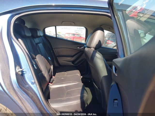 Mazda Mazda3 Touring 2018 3MZBN1L3XJM197602 Image 8