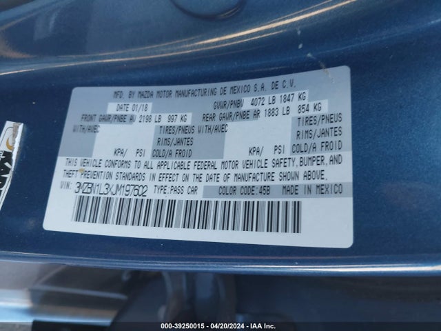 Mazda Mazda3 Touring 2018 3MZBN1L3XJM197602 Image 9