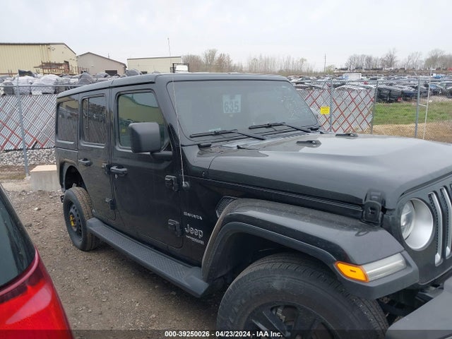1C4HJXEG5JW247401 Jeep Wrangler Unlimited Sahara 4x4