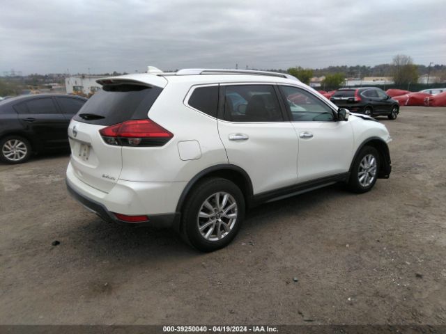 KNMAT2MV2HP539543 Nissan ROGUE SV