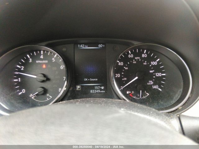 KNMAT2MV2HP539543 Nissan ROGUE SV