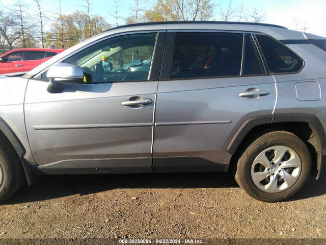 Toyota RAV4 LE 2020 2T3G1RFV3LC071455 Image 14