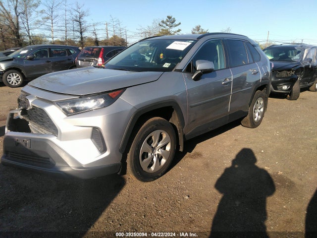 Toyota RAV4 LE 2020 2T3G1RFV3LC071455 Image 2
