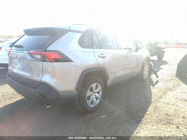Toyota RAV4 LE 2020 2T3G1RFV3LC071455 Image 4