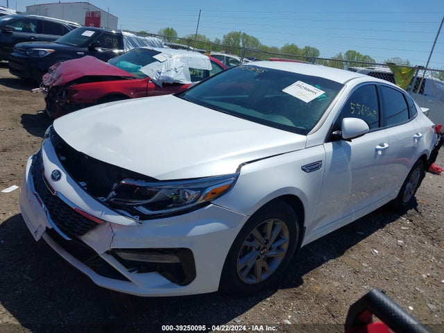 KIA Optima Lx 2019 5XXGT4L30KG340687 Image 2
