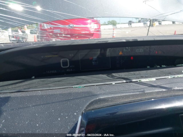 Toyota Prius Two 2016 JTDKBRFU4G3004515 Image 7