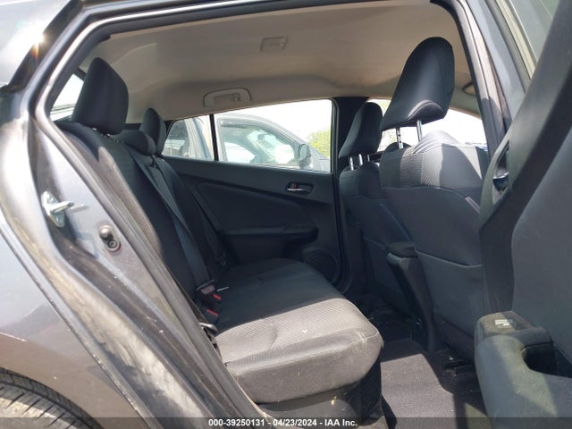 Toyota Prius Two 2016 JTDKBRFU4G3004515 Image 8