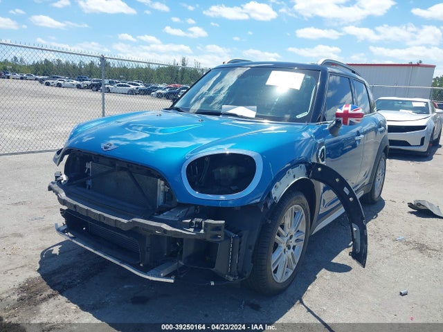2018 MINI COUNTRYMAN WMZYT3C35J3E00348 Photo 1