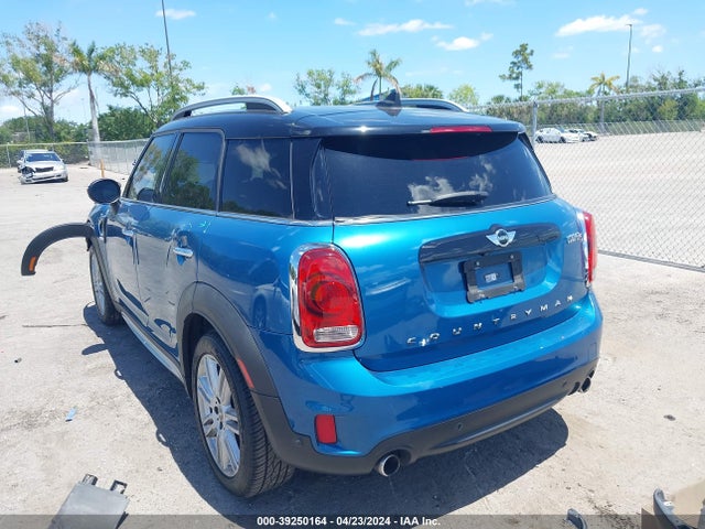 2018 MINI COUNTRYMAN WMZYT3C35J3E00348 Photo 2