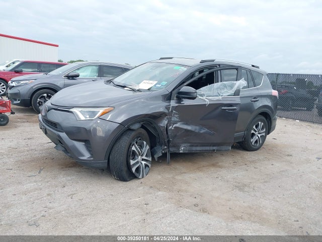 Toyota RAV4 LE 2017 JTMZFREV6HJ702215 Image 2