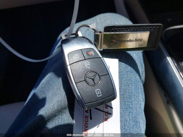 W1N4N4HB6PJ427857 Mercedes-Benz Gla 250 4matic