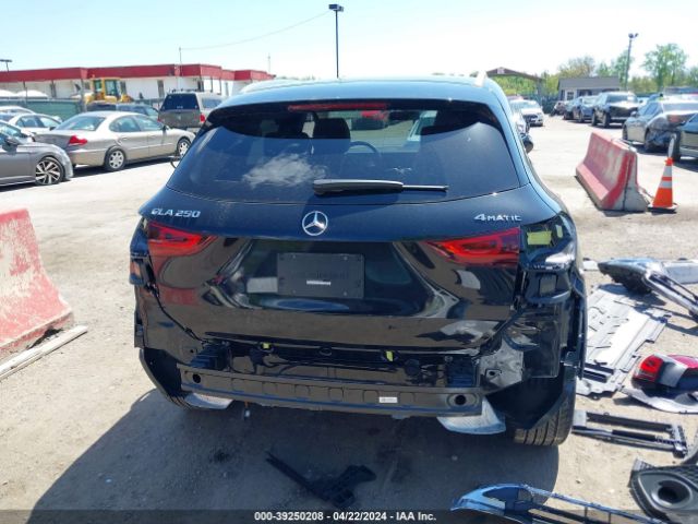 W1N4N4HB6PJ427857 Mercedes-Benz Gla 250 4matic
