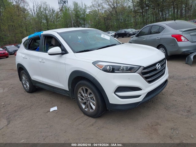 2016 KM8J23A43GU182986 main image