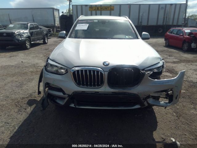 5UXTR9C54KLE20040 BMW X3 Xdrive30i