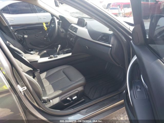 2018 BMW 320I WBA8A9C59JAH13860 Photo 4