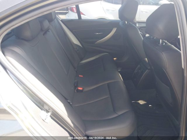 2018 BMW 320I WBA8A9C59JAH13860 Photo 7