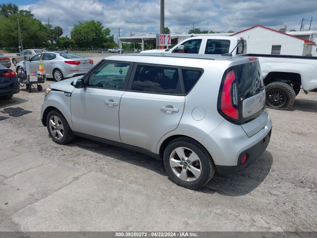 KIA Soul 2017 KNDJN2A23H7490194 Image 3