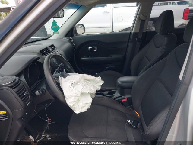 KIA Soul 2017 KNDJN2A23H7490194 Image 5