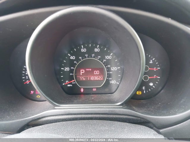 KIA Soul 2017 KNDJN2A23H7490194 Image 7