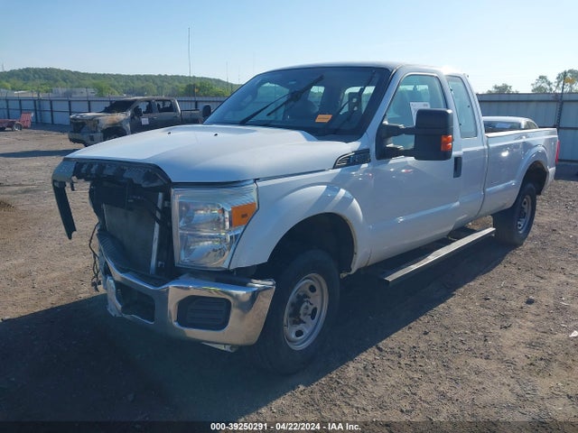 Ford F-250 Xl 2014 1FT7X2B66EEA98520 Image 2