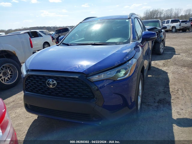 Toyota Corolla Cross Le 2022 7MUCAABG0NV017501 Image 12