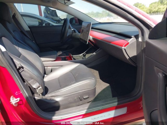 5YJ3E1EB3KF389817 Tesla Model 3 Long Range/performance