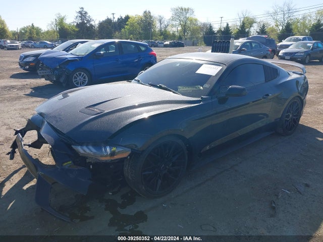 Ford Mustang Ecoboost Premium Fastback 2020 1FA6P8TH4L5123710 Image 2