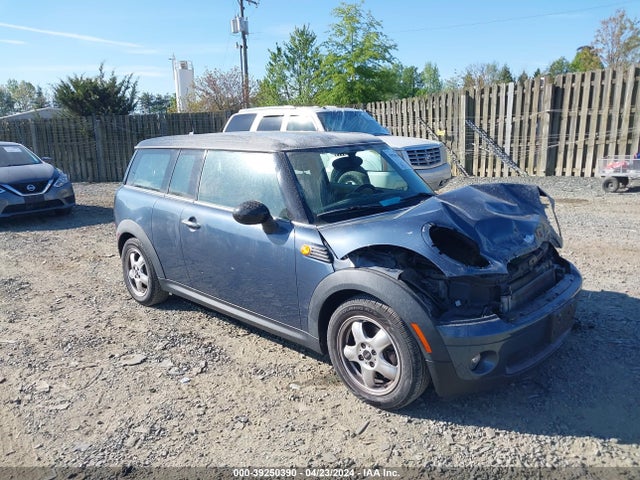 2010 MINI COOPER CLUBMAN WMWML3C52ATX37196 Photo 0