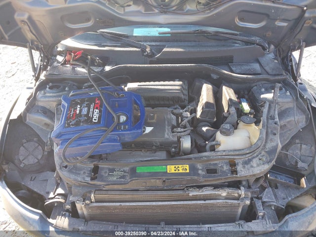 2010 MINI COOPER CLUBMAN WMWML3C52ATX37196 Photo 9