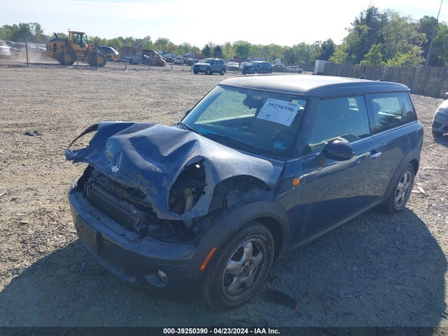 2010 MINI COOPER CLUBMAN WMWML3C52ATX37196 Photo 1