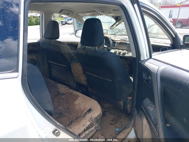 Toyota RAV4 LE 2018 2T3BFREV1JW855836 Image 8