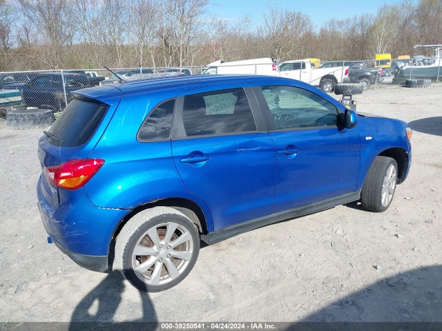 4A4AP3AU8FE018348 Mitsubishi Outlander Sport Es