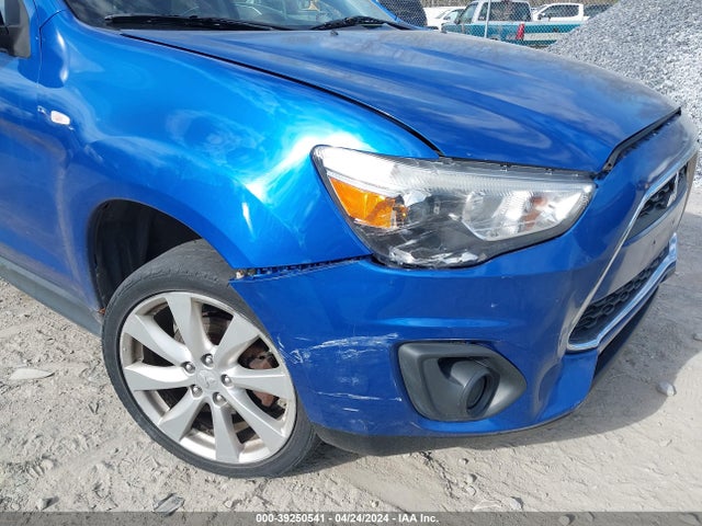 4A4AP3AU8FE018348 Mitsubishi Outlander Sport Es