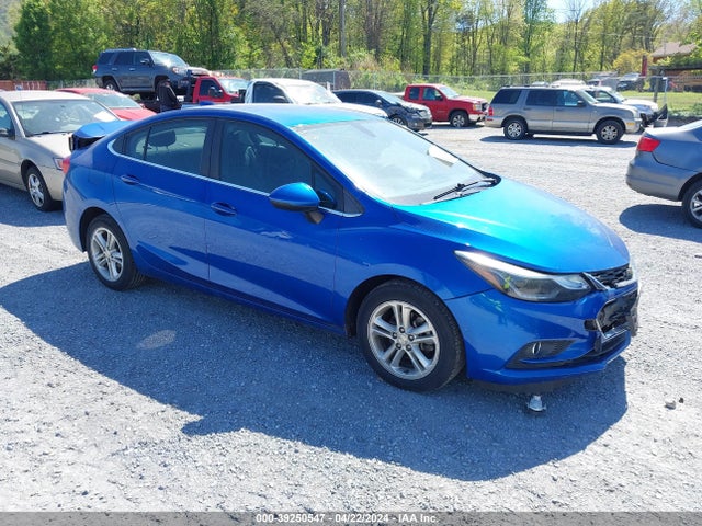 Chevrolet Cruze Lt Auto 2018 1G1BE5SM1J7126179 головне зображення