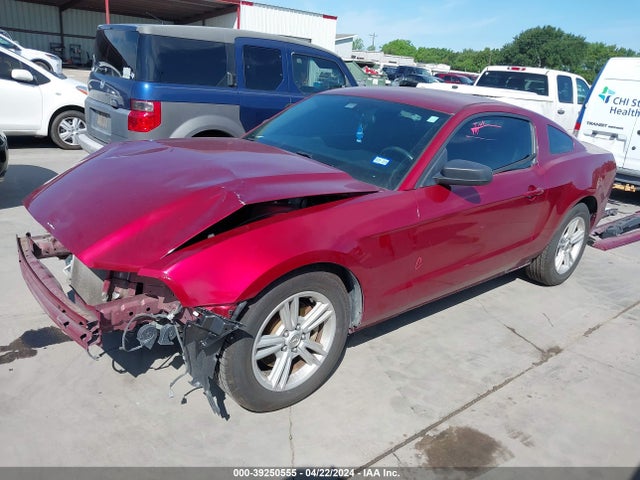 Ford Mustang V6 2014 1ZVBP8AM4E5280775 Image 2