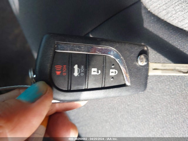 Toyota CAMRY LE 2022 4T1C11AK2NU678387 Image 11