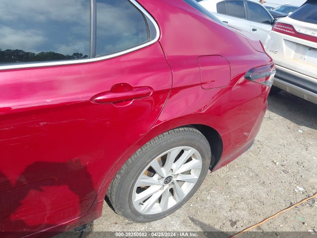 Toyota CAMRY LE 2022 4T1C11AK2NU678387 Image 19