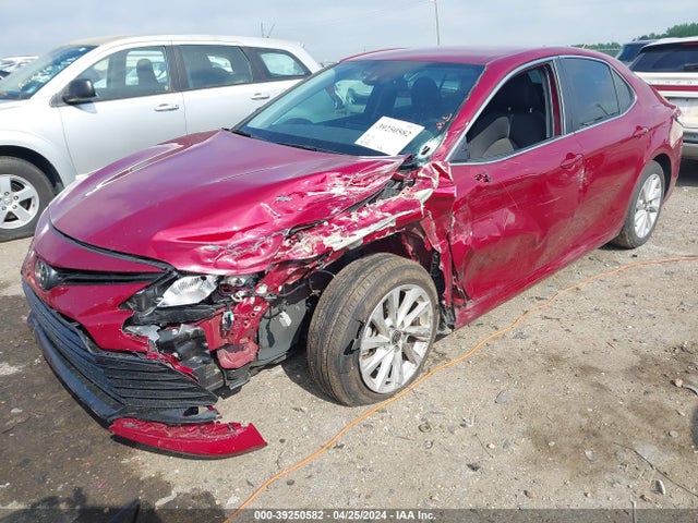 Toyota CAMRY LE 2022 4T1C11AK2NU678387 Image 2