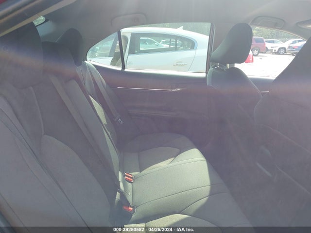 Toyota CAMRY LE 2022 4T1C11AK2NU678387 Image 8