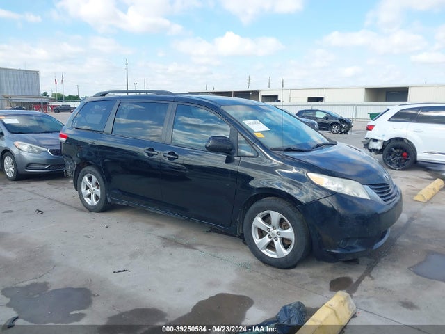 Toyota Sienna Le V6 8 Passenger 2014 5TDKK3DC2ES518740 main image