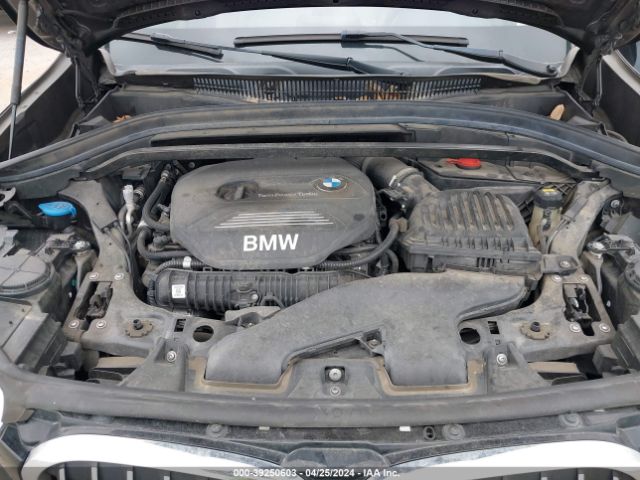 2018 BMW X1 WBXHU7C31J5L07822 Photo 9