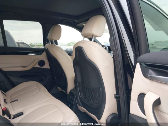 2018 BMW X1 WBXHU7C31J5L07822 Photo 7