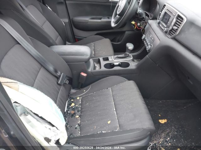 KNDPMCAC6K7502888 KIA Sportage Lx