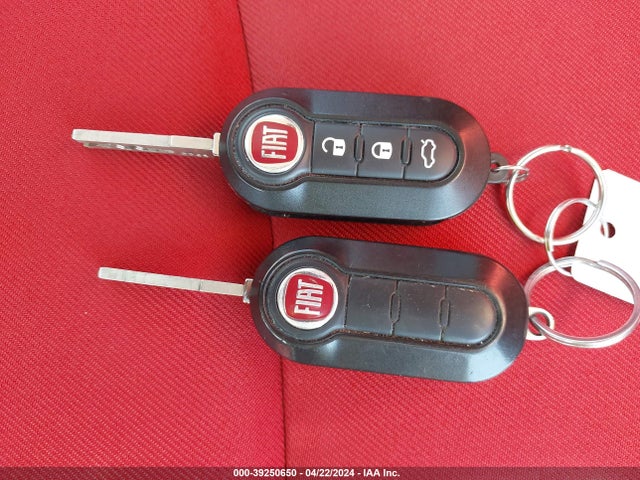 2013 FIAT 500 3C3CFFAR2DT663465 Photo 10