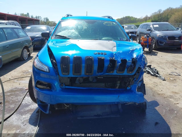 1C4PJMAB8HW605444 Jeep Cherokee Altitude 4x4