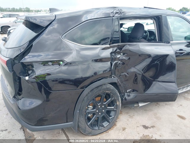 Toyota Highlander L 2022 5TDCZRAH8NS140703 Image 17