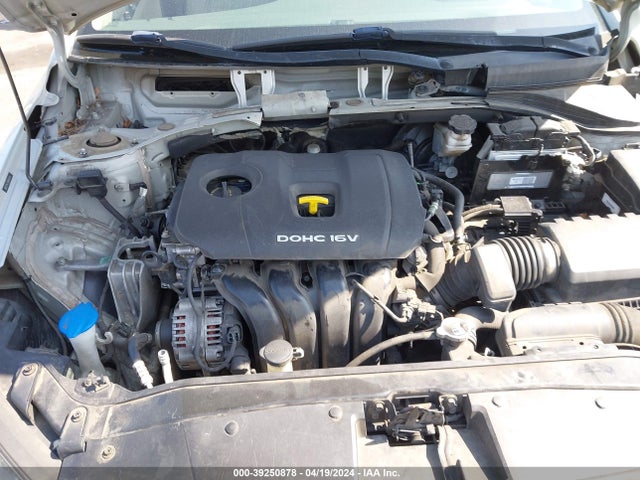 Hyundai ELANTRA SE 2017 5NPD74LF7HH064135 Image 10