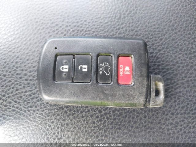 JTMRJREV2GD056666 Toyota Rav4 Hybrid Xle